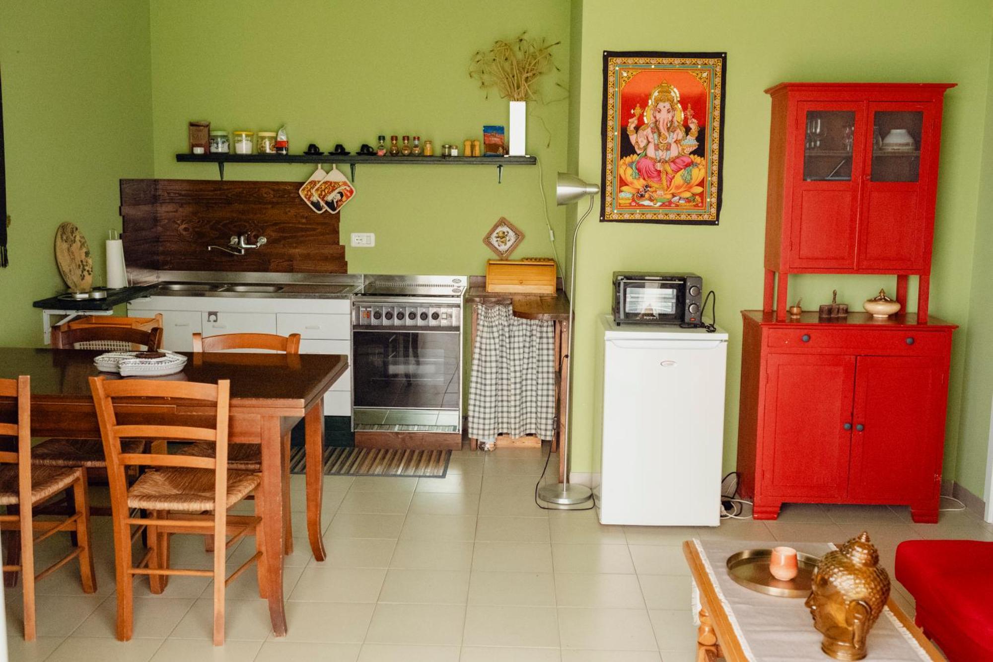 Shiva Home Алкамо Екстериор снимка
